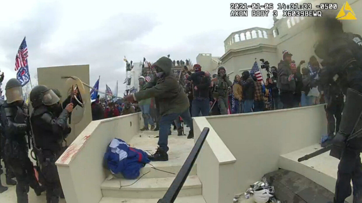 Click to enlarge Capitol rioter Mark Ponder