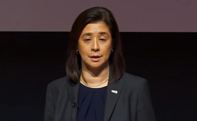 Eileen de Villa