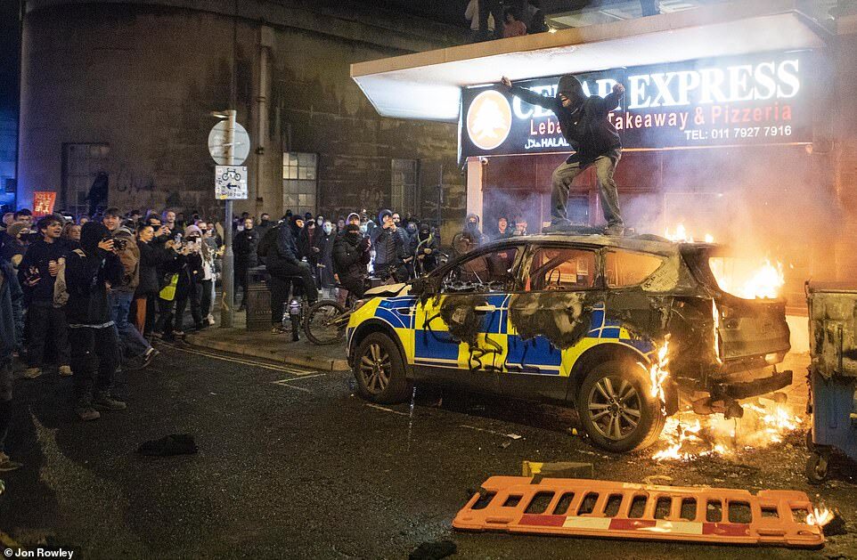 Click to enlarge bristol protest kill the bill
