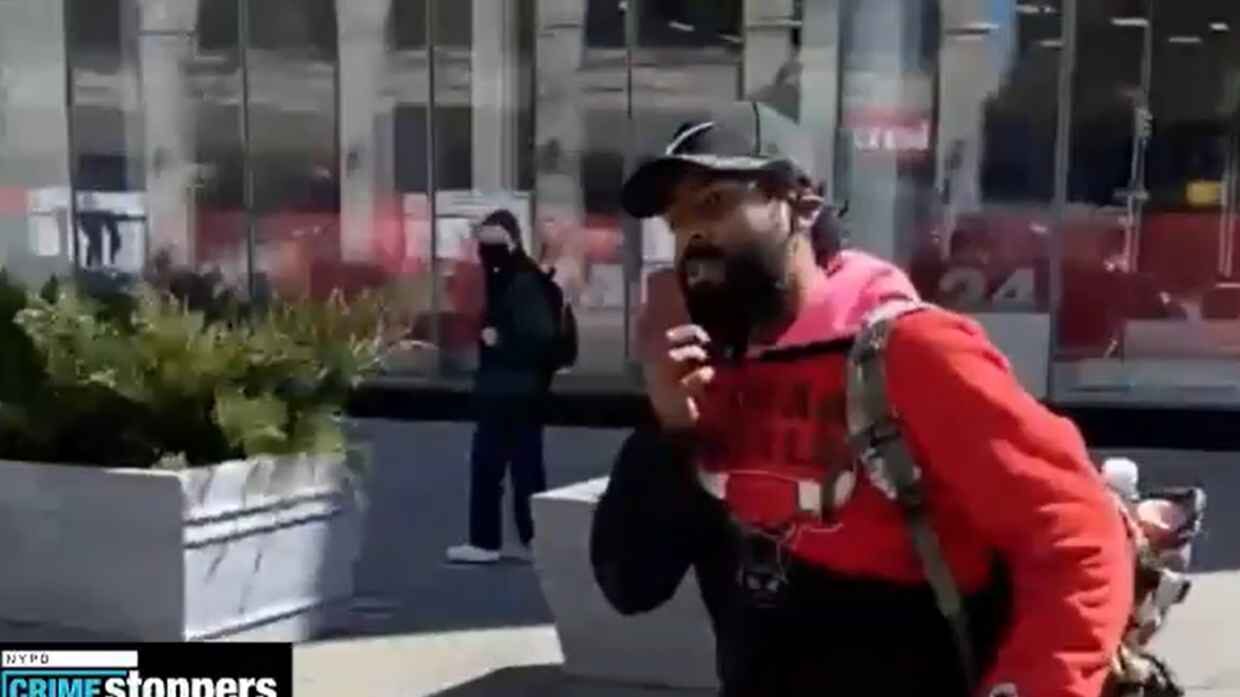 Click to enlarge new york hate crime suspect