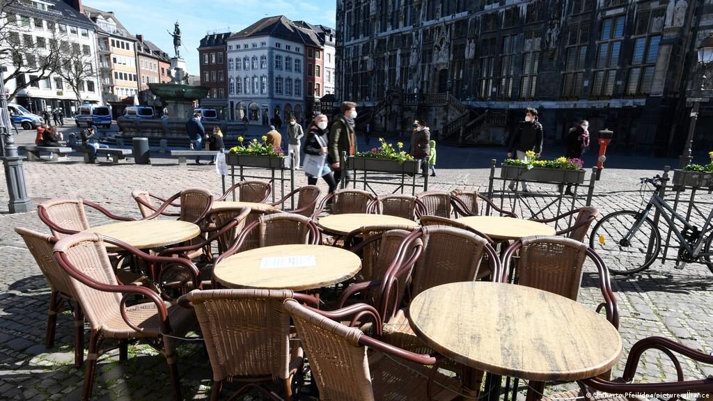Germany imposes strict lockdown over Easter