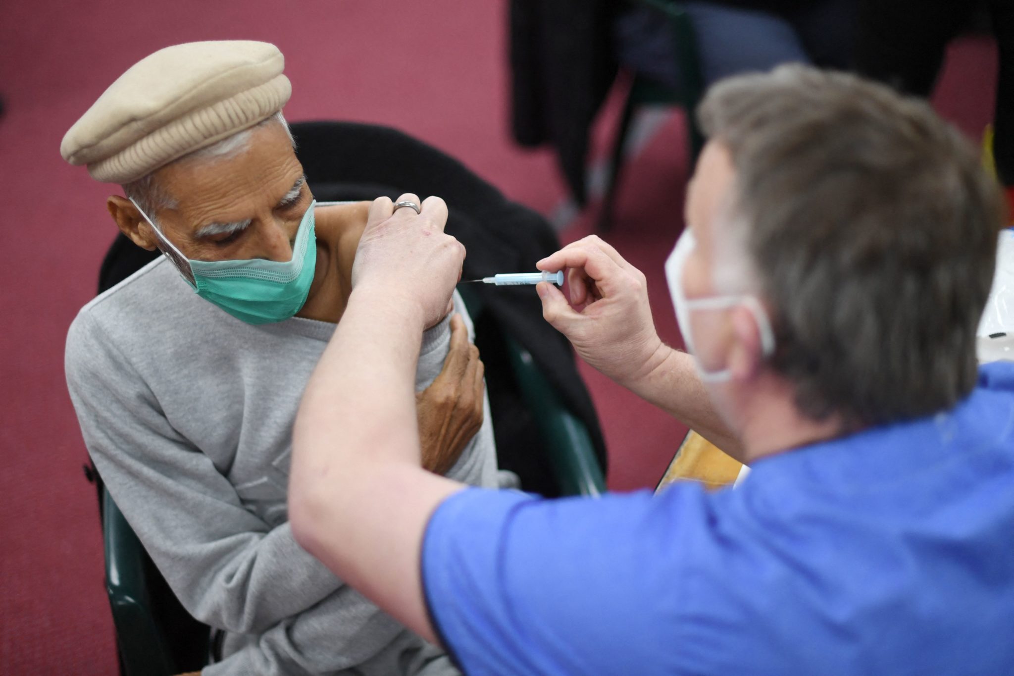 Click to enlarge vaccine jab astrazeneca