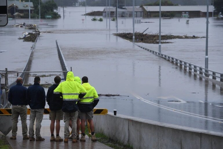 Click to enlarge flooding new south wales