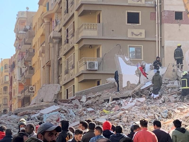 Building collapse in Cairo leaves five dead