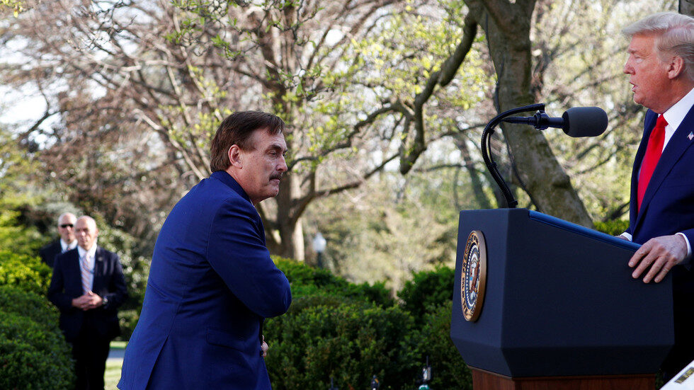 Click to enlarge Mike lindell mypillow trump