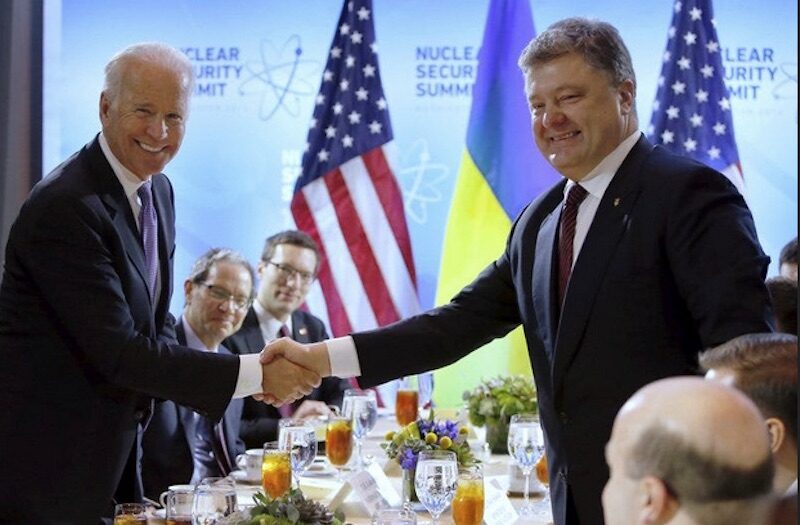 Click to enlarge Biden Poroshenko