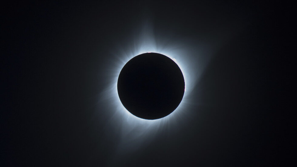 Click to enlarge solar eclipse