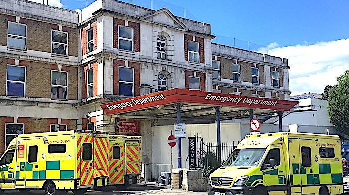 Hospital/ambulances
