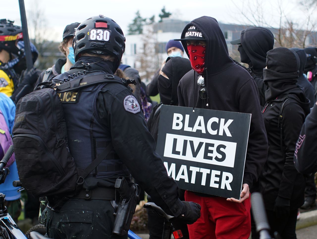 Click to enlarge oregon police 6
