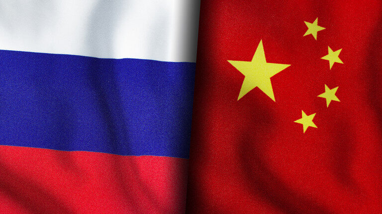 russia china flag