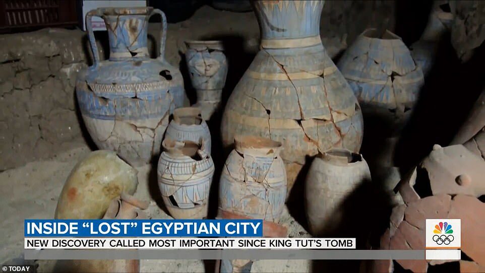 lot city luxor egypt pottery