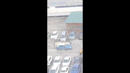 Several cars fall into sinkhole in St. Petersburg, Russia
