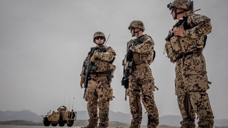 Click to enlarge german soliders