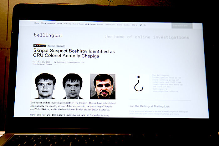 Laptop w 3 suspects