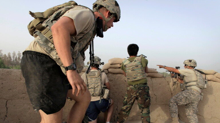 Click to enlarge Afghan troops us soldiers