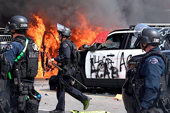 Click to enlarge LA Floyd riot