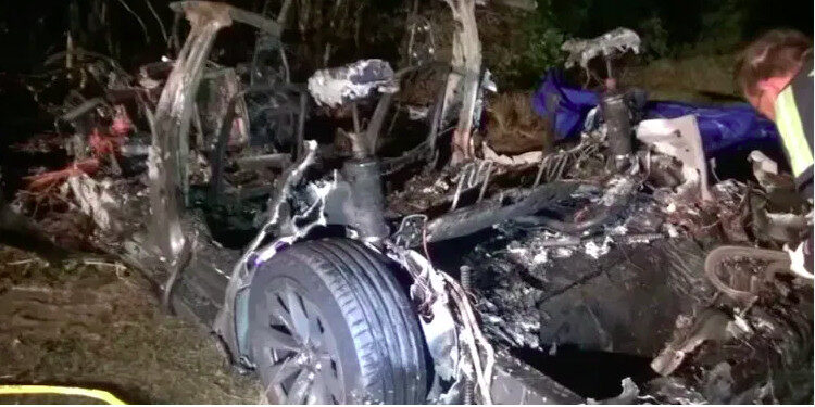 Click to enlarge Tesla Crash