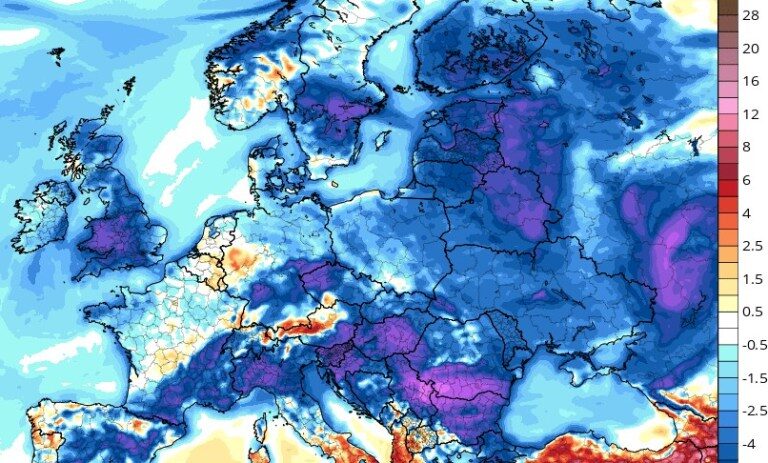 Click to enlarge GFS 2m Temp Anomalies for April 28