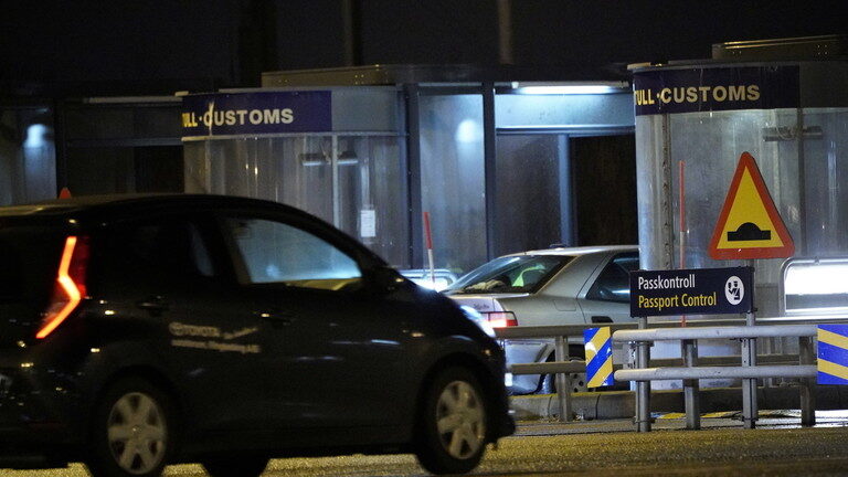 Click to enlarge denmark border crossing