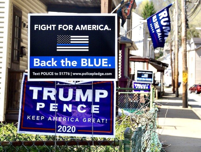 Click to enlarge trump signs