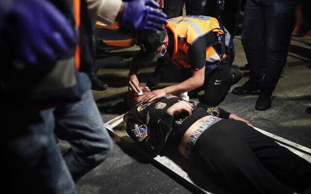 Click to enlarge injured palestinian jerusalem