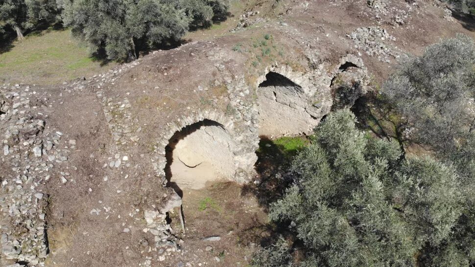 Click to enlarge gladiator arena