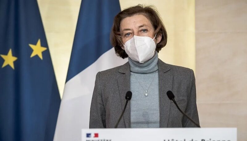 French defense minister threatens 'sanctions' against ex-generals behind open letter blasting Islamism and 'suburban hordes'