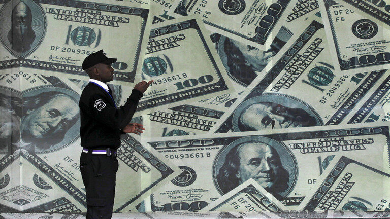 Click to enlarge dollar bills