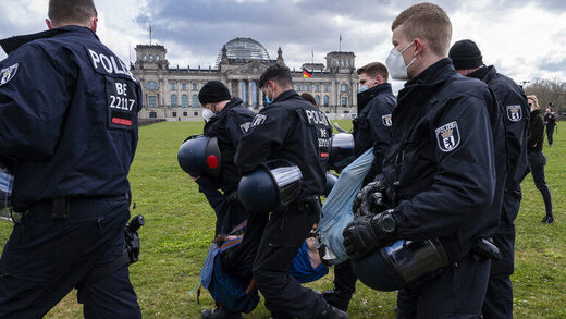 Click to enlarge Riot police germany lockdown