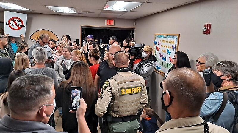 Click to enlarge vail az school board drop mask madate