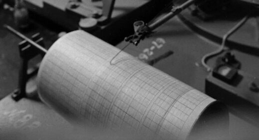 Earthquake graph