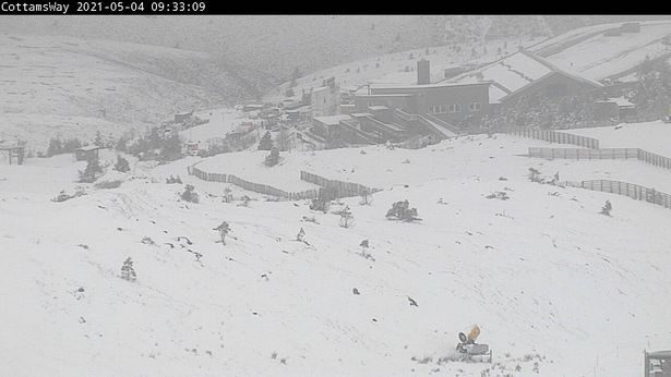 Snow has blanketed the Cairngorms this morning