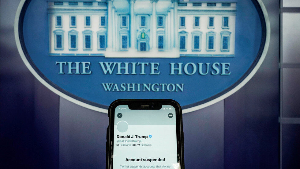 Click to enlarge trump twitter suspended white house