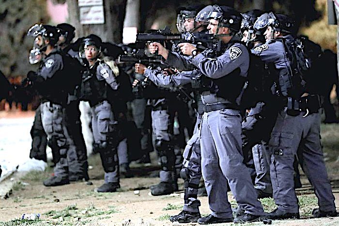 Click to enlarge Israeli police