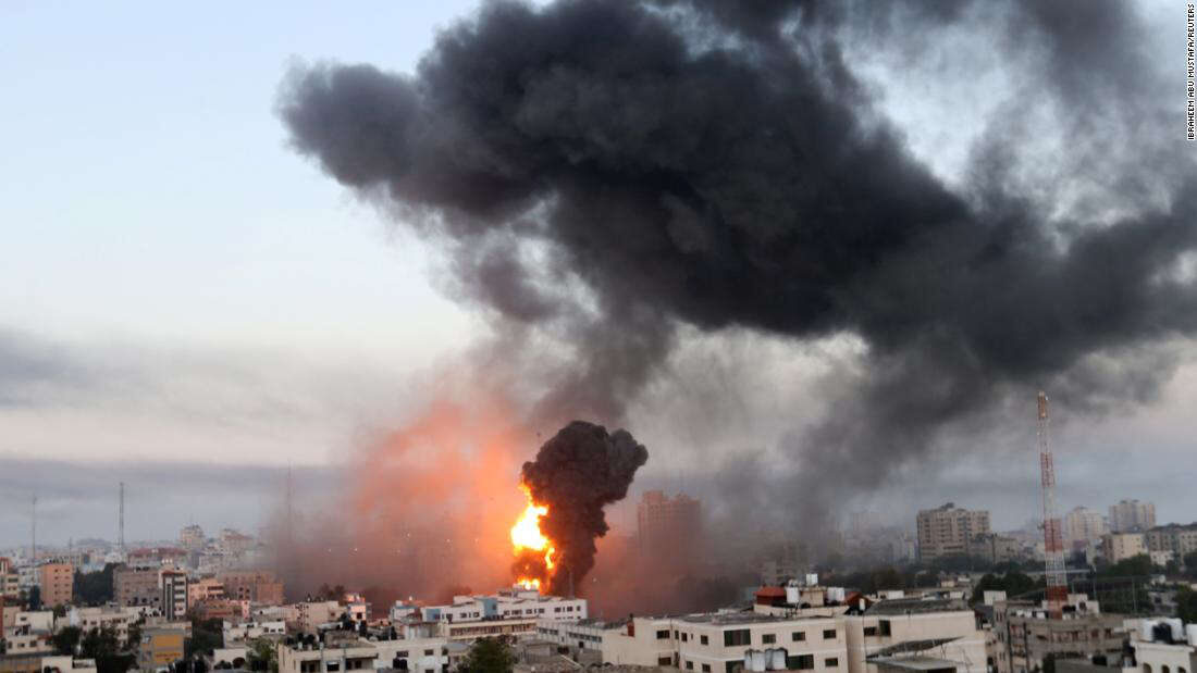 Click to enlarge israel air strike gaza