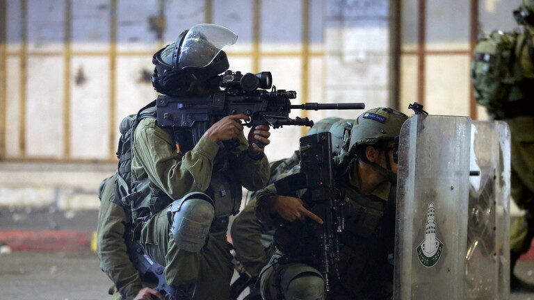 Click to enlarge israel army