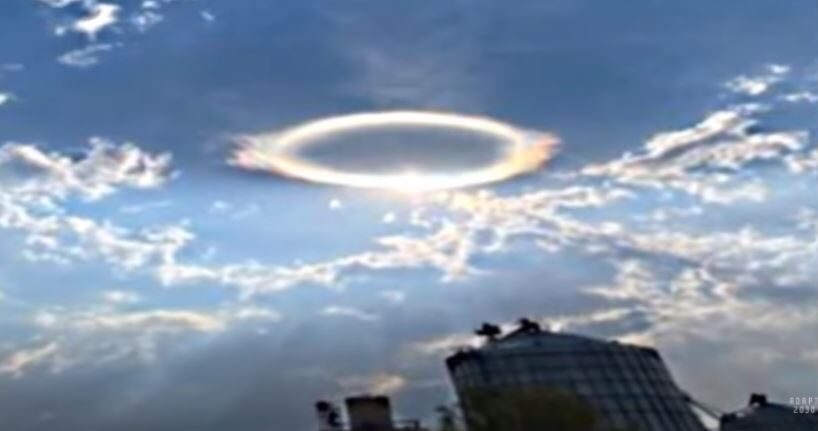 Click to enlarge Vermont ring in sky