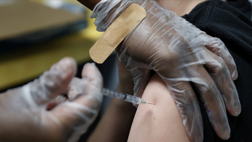 Click to enlarge teenager vaccination