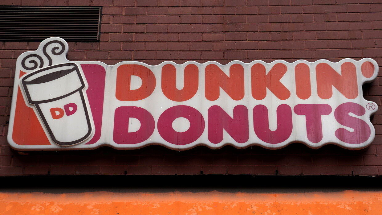 dunkin' donuts sign logo