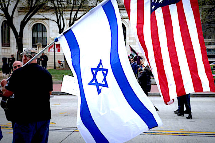 Click to enlarge US and Israeli flags
