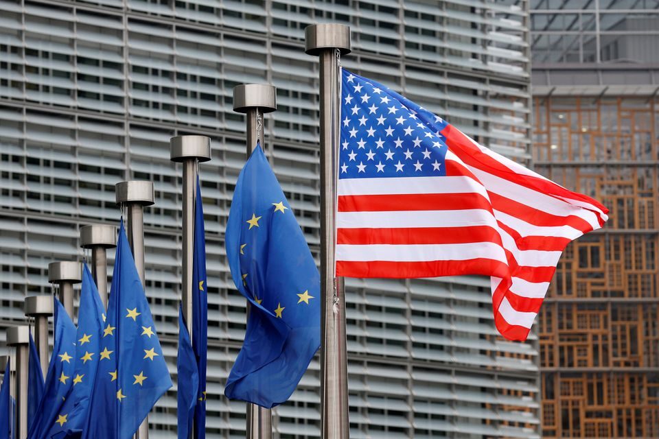 US EU flag