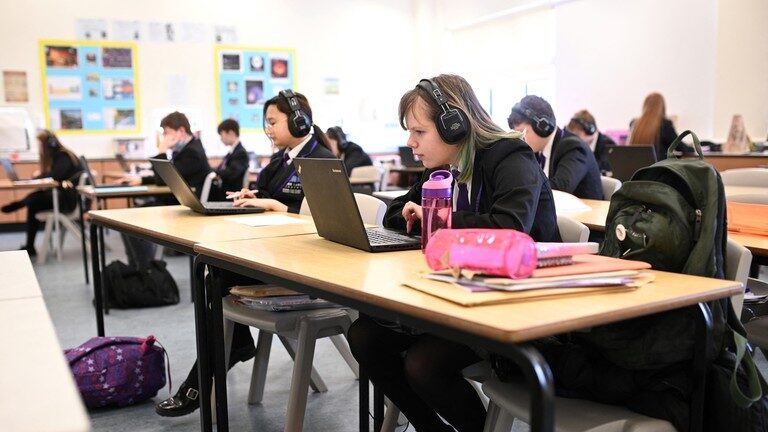 Click to enlarge uk school