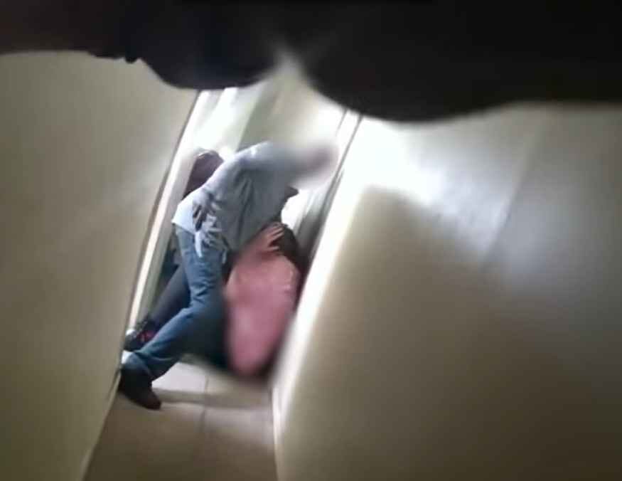 man fiance knifepoint