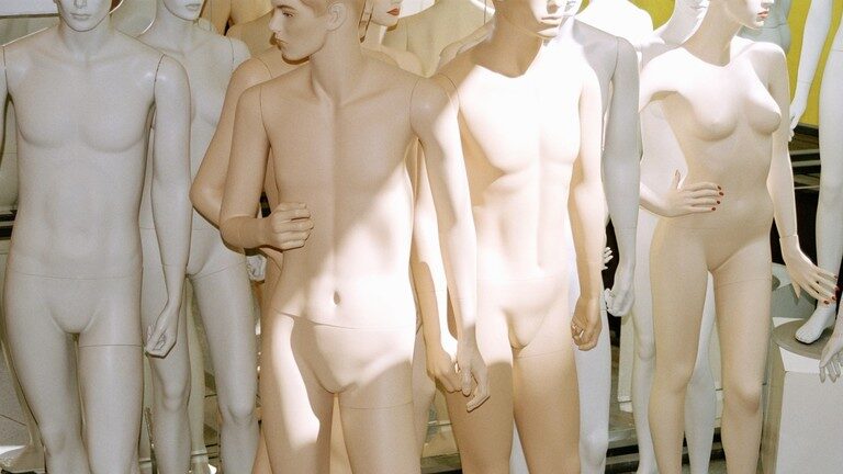 Click to enlarge mannequin