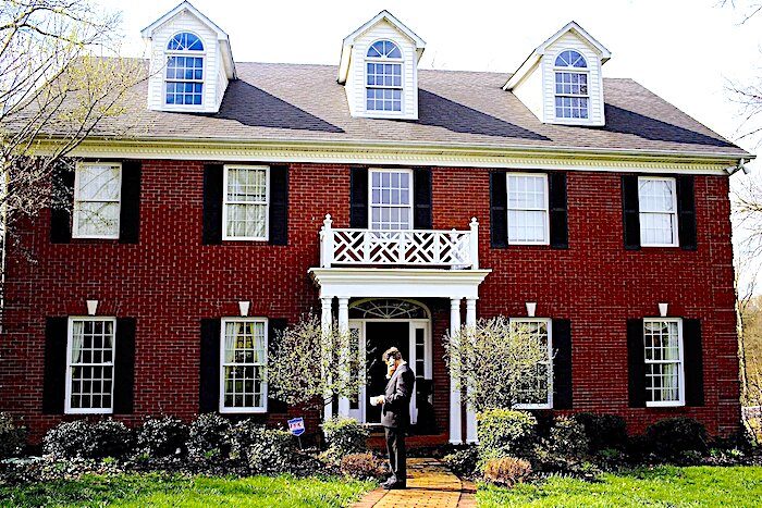 R Paul and house