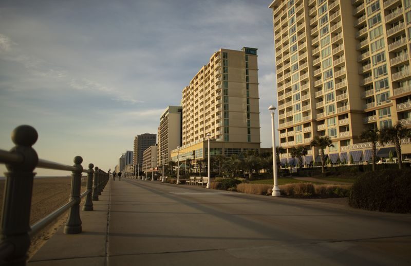 Loud boom, shaking in Virginia Beach, Virginia -- Sott.net