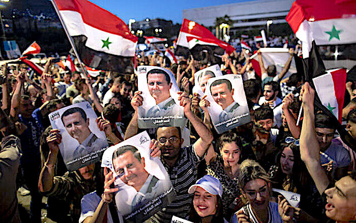 Click to enlarge Assad Supporters
