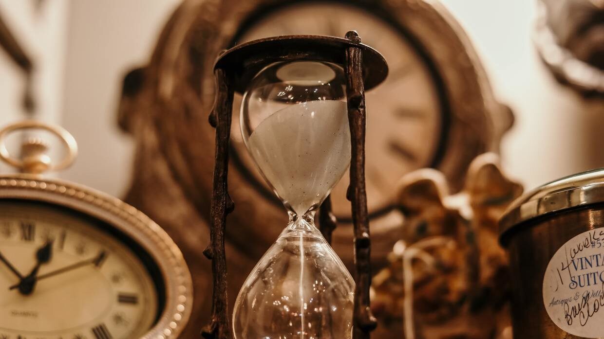 Click to enlarge time hourglass clocks