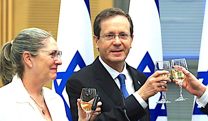 Click to enlarge Herzog
