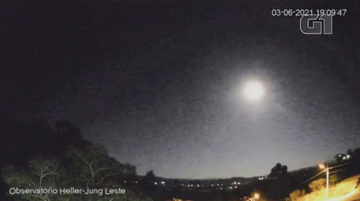 Click to enlarge Photo of the meteorite that fell in Tramandi, on the coast of Republika Srpska.